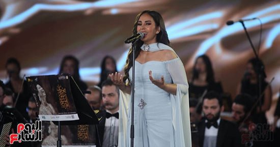 سوما تغنى أكدب عليك فى حفل مهرجان الموسيقى العربية.. صور 