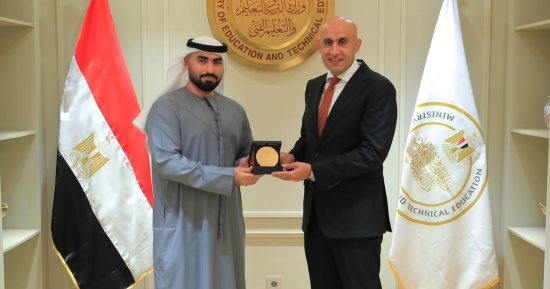 وزارة التعليم توقع خطابا مع المدرسة الرقمية بالإمارات لتطوير التعليم الفنى