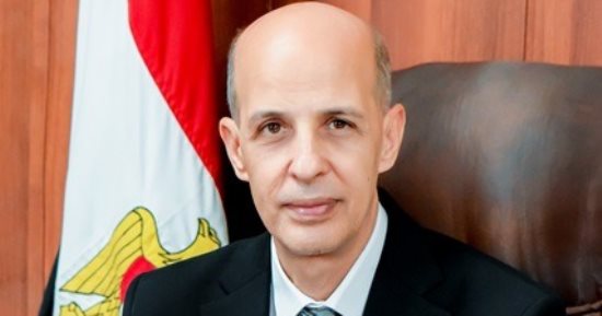 انتظام دراسة 4 طلاب لم يحصلوا على الحد الأدنى بجامعة بني سويف الأهلية 