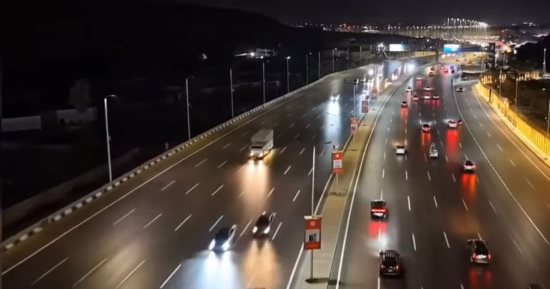 شوارع الجيزة تتجمل لاستقبال ضيوف افتتاح المتحف المصرى الكبير