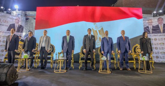 الشعب الجمهورى ينظم مؤتمرا حاشدا لدعم مرشحيه فى انتخابات النواب بالجيزة