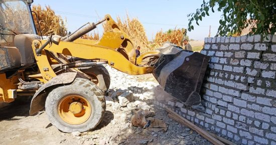 الشرقية تنجح فى إزالة 1236 حالة تعدى خلال الموجة الـ 27 لإزالة التعديات