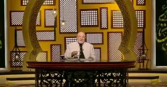 خالد الجندى: القرآن حفظ اللغة العربية الفصحى وجعلها مرجعا لقواعد النحو