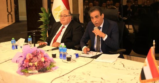 مساعد وزير الخارجية والقنصل المصري بالرياض يلتقيان رموز وممثلي الجالية المصرية بالسعودية