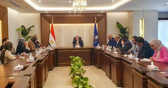 رئيس هيئة الدواء: حريصون على ضمان توافر أدوية ومستلزمات الأسنان 