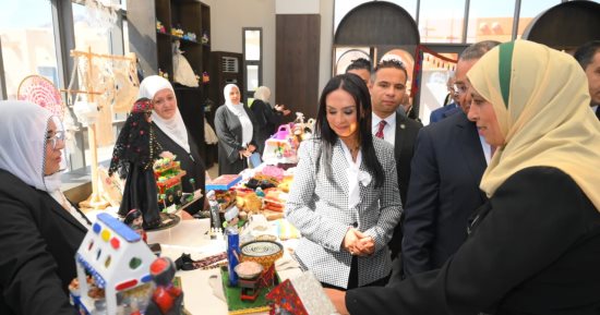 وزيرة التضامن ومحافظ جنوب سيناء يتفقدان القرية التراثية بمدينة شرم الشيخ
