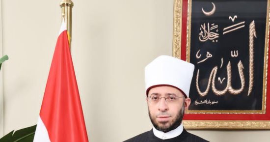 وزير الأوقاف يهنئ إذاعة القرآن الكريم ببث تسجيلات نادرة للشيخ المنشاوي