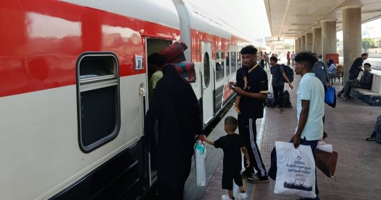 السكة الحديد تسيّر الرحلة الـ29 لنقل الأشقاء السودانيين لوطنهم.. صور