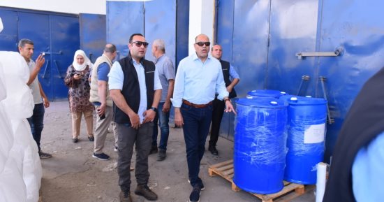 وزير العمل يبدأ جولات مفاجئة لمواقع الإنتاج لمتابعة تطبيق الحد الأدنى للأجور