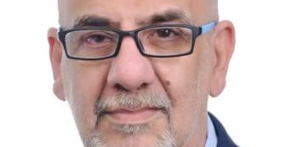 وفاة الشاعر والمترجم اللبناني إسكندر حبش عن 62 عاما