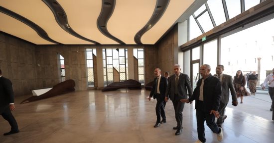 وزير السياحة يتابع الاستعدادات النهائية لافتتاح المتحف المصري الكبير