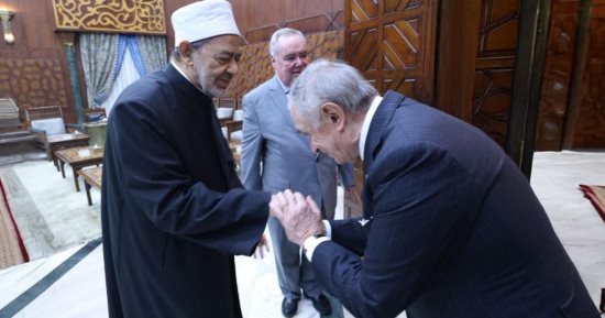 شيخ الأزهر لرئيس منظمة فرسان مالطا: ضمير العالم الحر انتفض لنصرة غزة في وجه الجرائم ضد الأبرياء