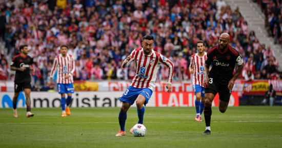 أتلتيكو مدريد ضد إشبيلية.. الروخي بلانكوس يفوز بثلاثية فى الليجا