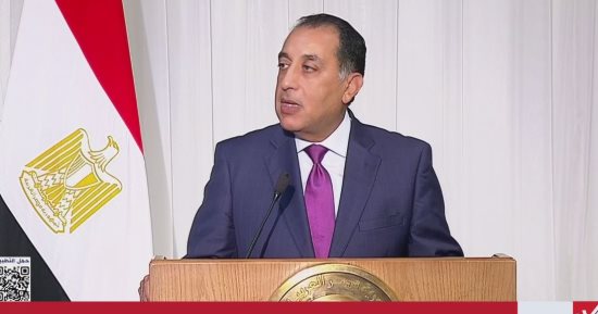 رئيس الوزراء يلتقى نظيره اليمنى بالعاصمة القطرية الدوحة