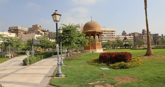 حديقة الأزبكية بوسط البلد أعرق الحدائق التراثية بعد تطويرها.. صور