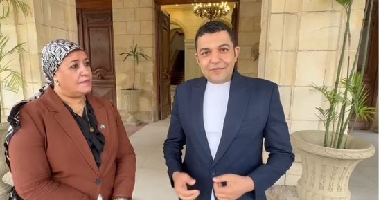 نائبة يحيا الغول وشنبه تكشف لـ اليوم السابع تفاصيل الفيديو المُثير: دى محبة من الناس.. الصعيد لا يعرف المال السياسي.. مقاعد البرلمان لا تُشترى ولا تُورث.. لا نفوذ عائلى ولا شراء للأصوات.. والنجاح هنا بثقة الناس