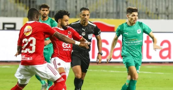 الأهلى يواصل نزيف النقاط ويتعادل سلبيا مع المصرى فى الدورى