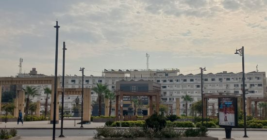 طقس متغير وسماء ملبدة بالغيوم تغطى محافظة أسوان.. صور