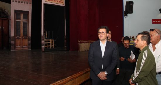 وزير الثقافة يتفقد المسرح القومي للطفل بالعتبة ويوجه بتطوير العروض 