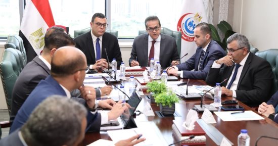 وزير الصحة يستقبل وزير الإسكان لمناقشة مشروعات صحية مشتركة