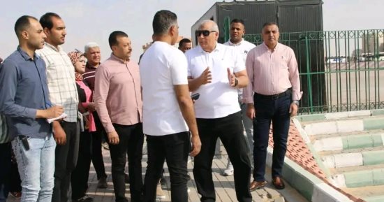 محافظ الوادى الجديد يتفقد المدينة الرياضية بمجمع المصالح الحكومية