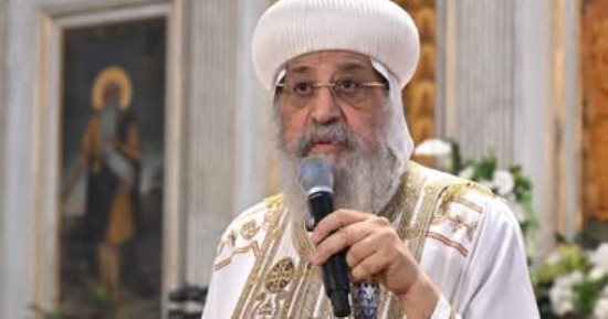 دفء الرحمة يصل للفقراء والمحتاجين فى عيد الميلاد المجيد.. من الصلوات إلى القوافل.. الكنيسة تخدم البسطاء بوجبات وبطاطين.. وقوافل خيرية للأيتام والفقراء فى الصعيد