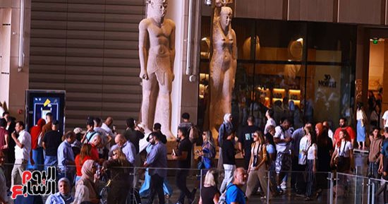 إقبال تاريخى على المتحف المصري الكبير أمس.. 50 ألف زائر فى يوم واحد