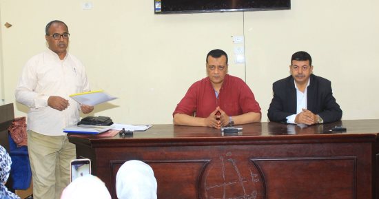 تكريم 23 طالبا من حفظة القرآن الكريم بسوهاج الفائزين بمسابقة الجمهورية.. صور