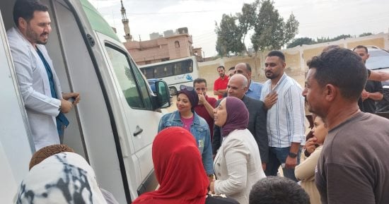 الكشف على 845 مواطنًا خلال القافلة الطبية بقرية المحسمة فى الإسماعيلية