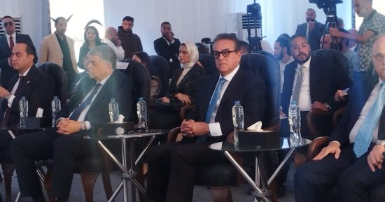 نائب رئيس الوزراء يشهد إطلاق المؤتمر الصحفى لتوطين أحدث أدوية الأورام وأمراض الدم