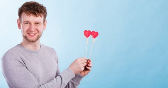 لو لسه سينجل.. إزاى تحتفل بعيد الحب المصرى وتحس بالسعادة؟