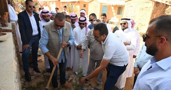 محافظ جنوب سيناء: تقنين أوضاع الأراضى وتشجيع الاستثمار الزراعى