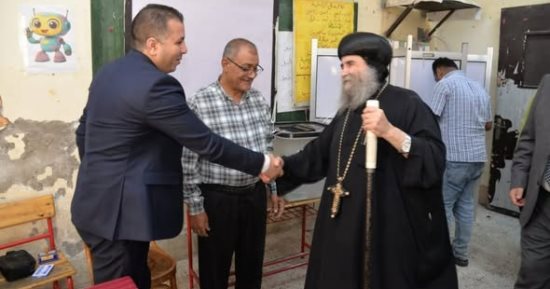 أساقفة الكنيسة القبطية يشاركون فى انتخابات النواب.. ويؤكدون أهمية المشاركة 
