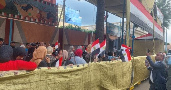 اللجان الانتخابية بالإسكندرية تفتح أبوابها لاستقبال 4 ملايين ناخب.. فيديو