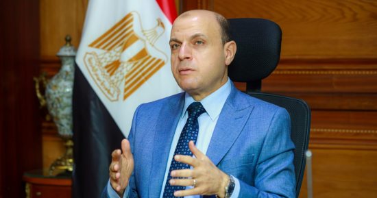 محافظ كفرالشيخ يشيد بمشروعات الخطة الاستثمارية ويتابع منظومة التصالح