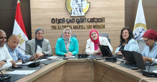 المجلس القومى للمرأة يتابع تصويت السيدات بانتخابات النواب 2025