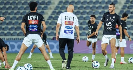 منتخب مصر يستعد لأوزبكستان وديا بتدريبات مكثفة في استاد العين
