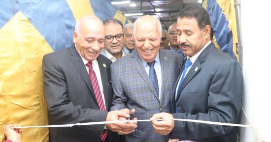 نقيب المعلمين يفتتح عيادات طبية لتقديم خدمات للمدرسين بخصم يصل لـ60% 