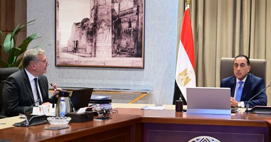 وزير البترول: طرح مزايدة عالمية للتنقيب عن البترول والغاز فى البحر الأحمر