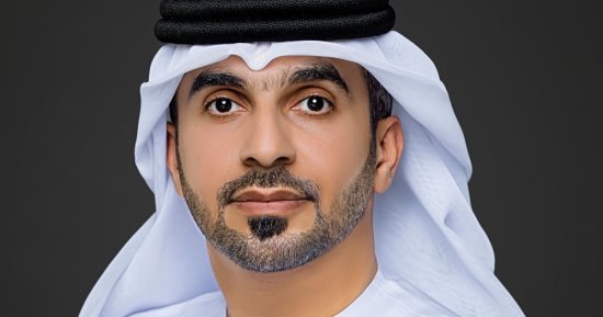 الشارقة تستقبل القادمين إلى الإمارات بختم شعار معرضها ترويجا للفعاليات
