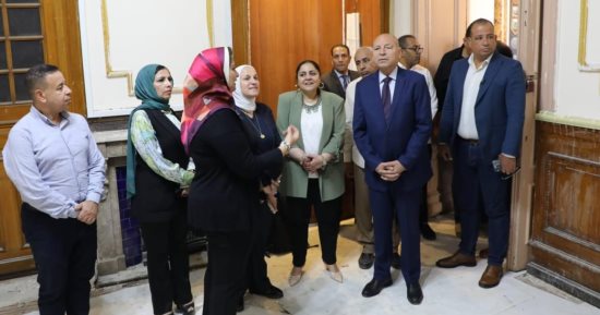 محافظ القاهرة يتفقد استعدادات اللجان لانتخابات مجلس النواب 2025