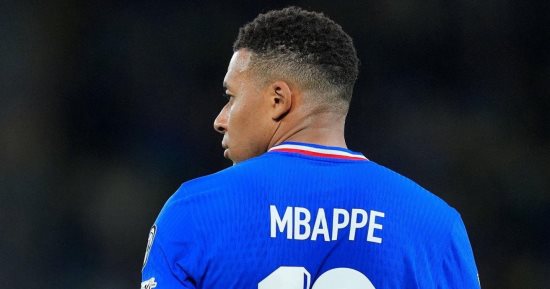 مبابي يعود إلى مدريد بعد إصابته مع منتخب فرنسا