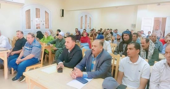 زراعة الوادى الجديد: إنهاء التجهيزات لبدء صرف الأسمدة للموسم الشتوى بالداخلة