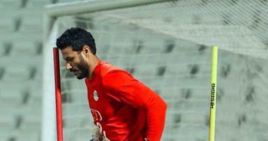 محمد الشناوي يقترب من حماية عرين الأهلي أمام المصري البورسعيدي