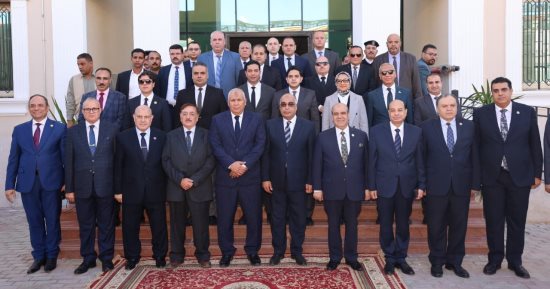 وزير العدل يفتتح مجمع محاكم الوادي الجديد ومقر هيئتى قضايا الدولة والنيابة الإدارية
