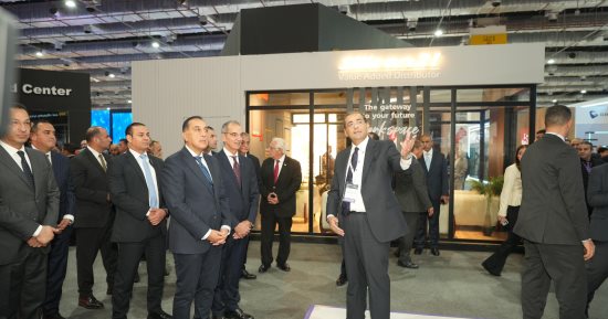 المصرية للاتصالات: توصيل الفايبر لمنازل ملايين العملاء خلال السنوات المقبلة
