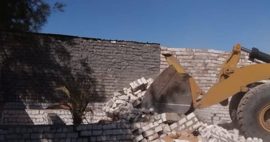 إزالة 35 حالة تعد على أملاك الدولة بمركز قنا