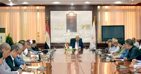 تجهيزات واستعدادات على قدم وساق بالأقصر للاحتفال بالعيد القومى 