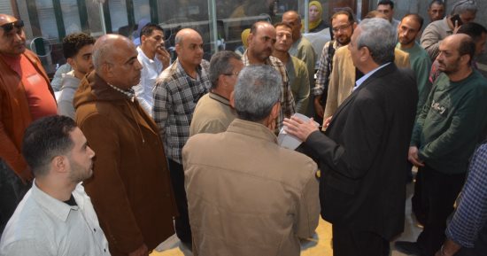 محافظ الغربية يتفقد الخدمات المقدمة للمواطنين بالمراكز التكنولوجية