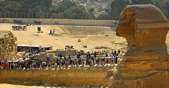 باحثون إيطاليون يزعمون وجود توأم لأبى الهول.. ما رأي الأثريين؟